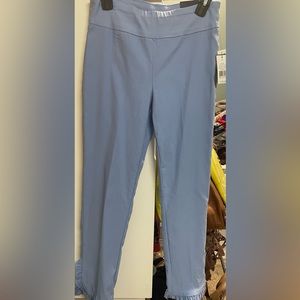 New with tags blue crown and ivy with ruffled bottoms and slit 4 p ankle length